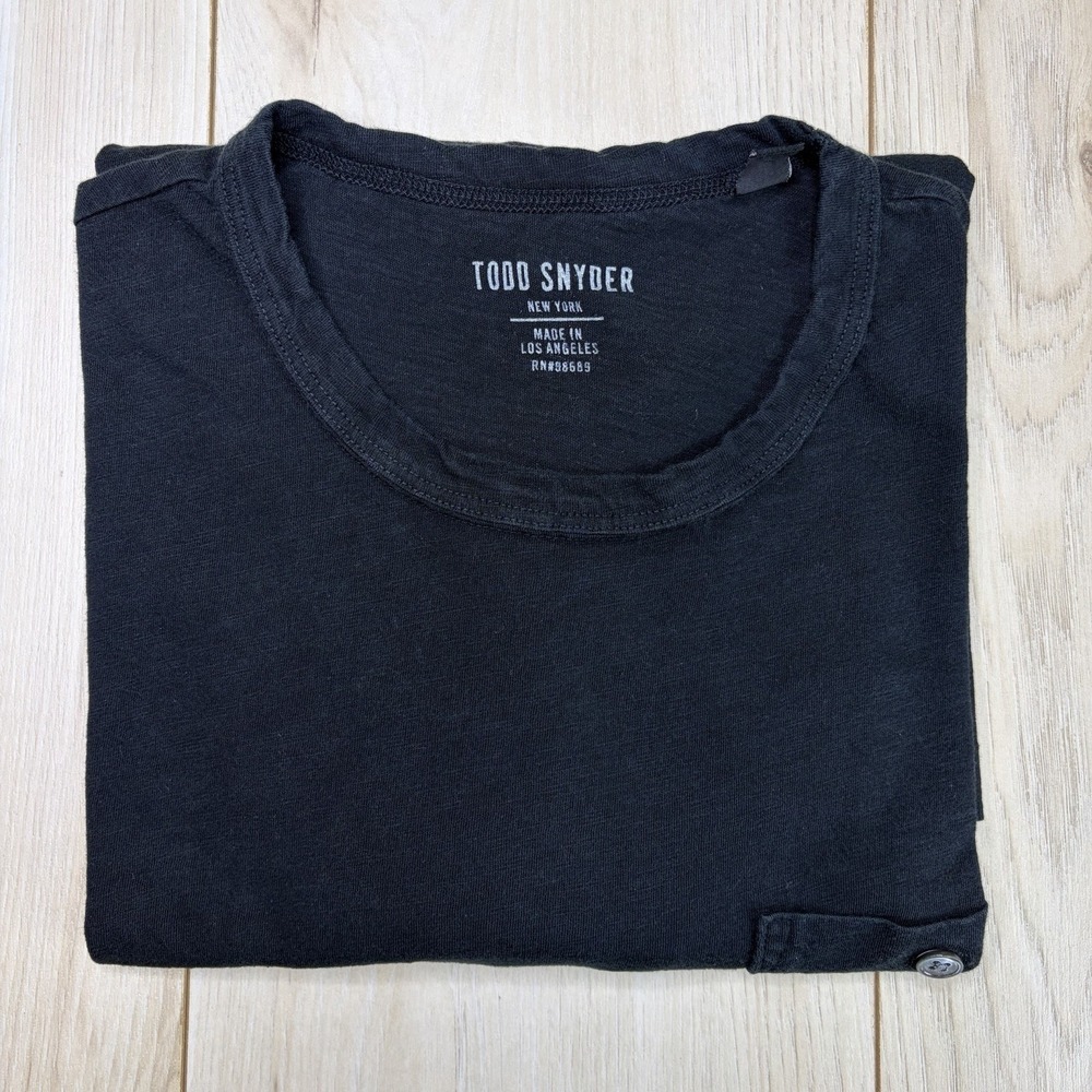 Todd Snyder T-Shirt Mens Medium Black Long Sleeve Pocket Crewneck Cotton USA